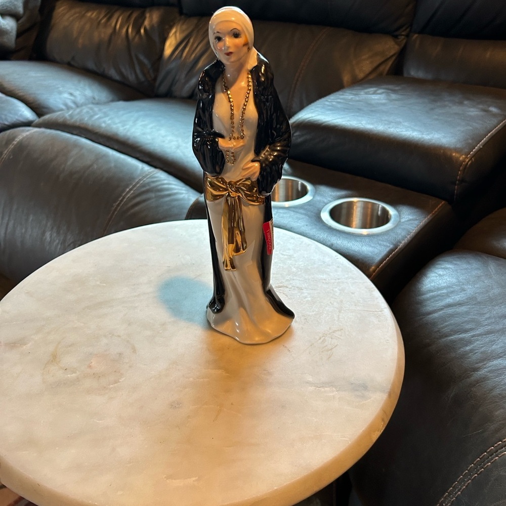 Hand-Painted Ceramic Figurine in Black, White and Gold 1920’s Flapper
